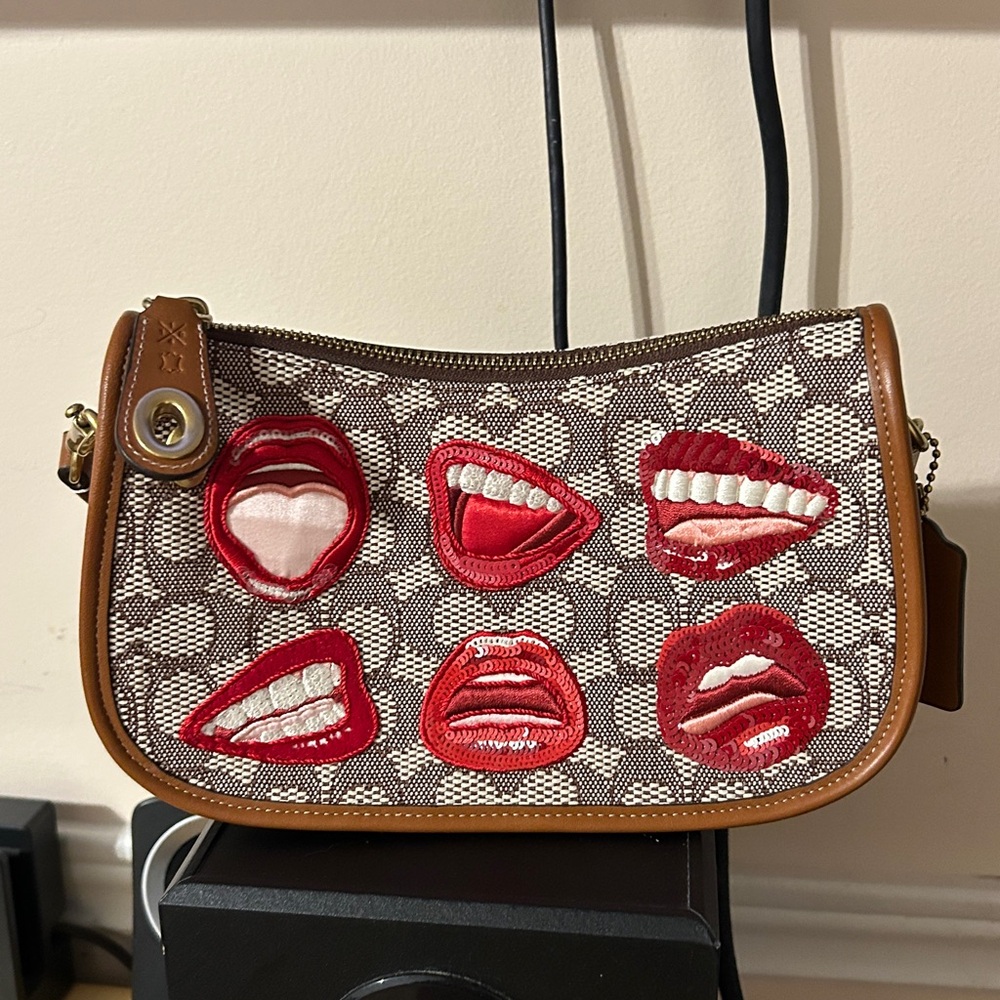 BNWT Tom Wesselmann Swinger 20 Shoulder Bag